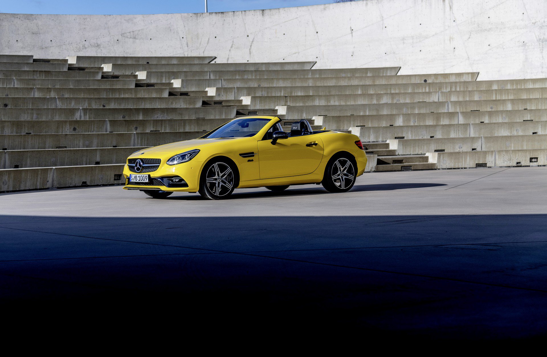 Zeneva 2019 Mercedes Benz Slc Final Edition