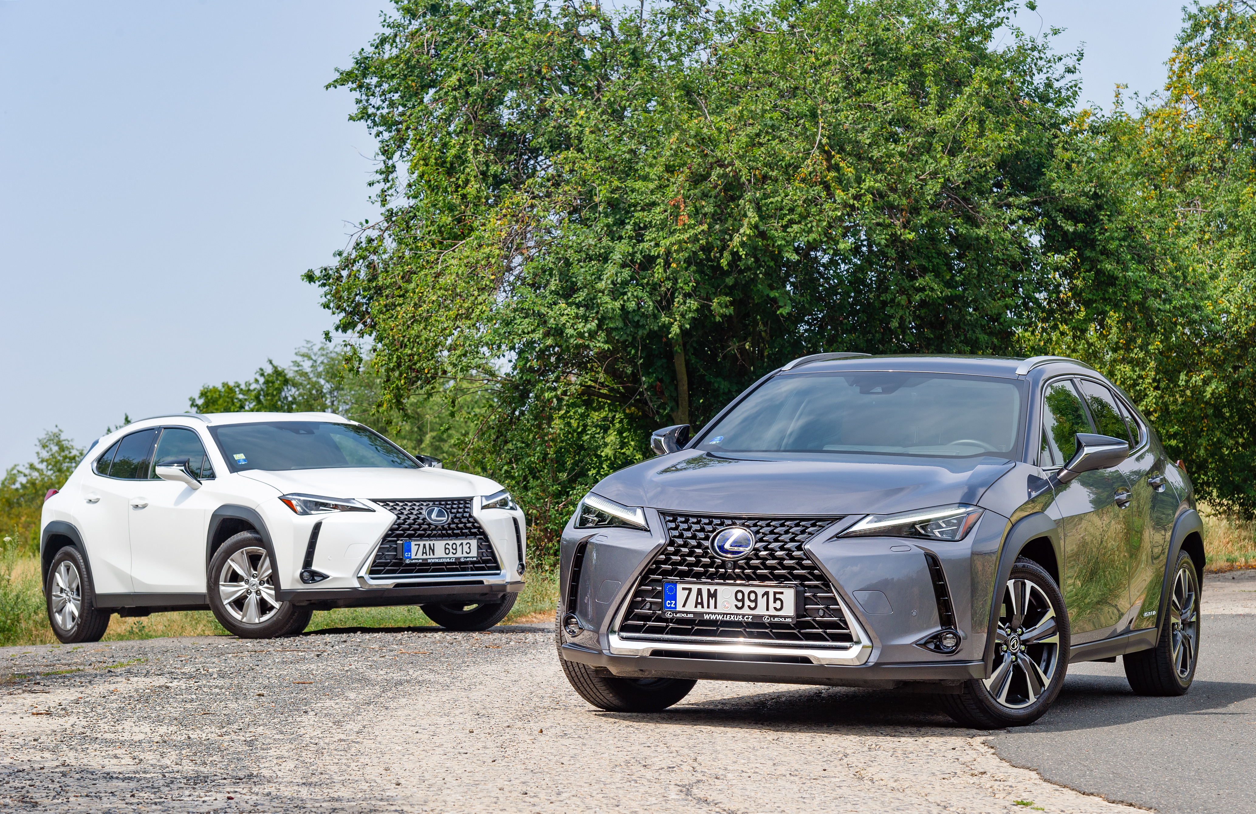 Lexus Ux 0 A 250h Premiovy Crossover Dvakrat Jinak