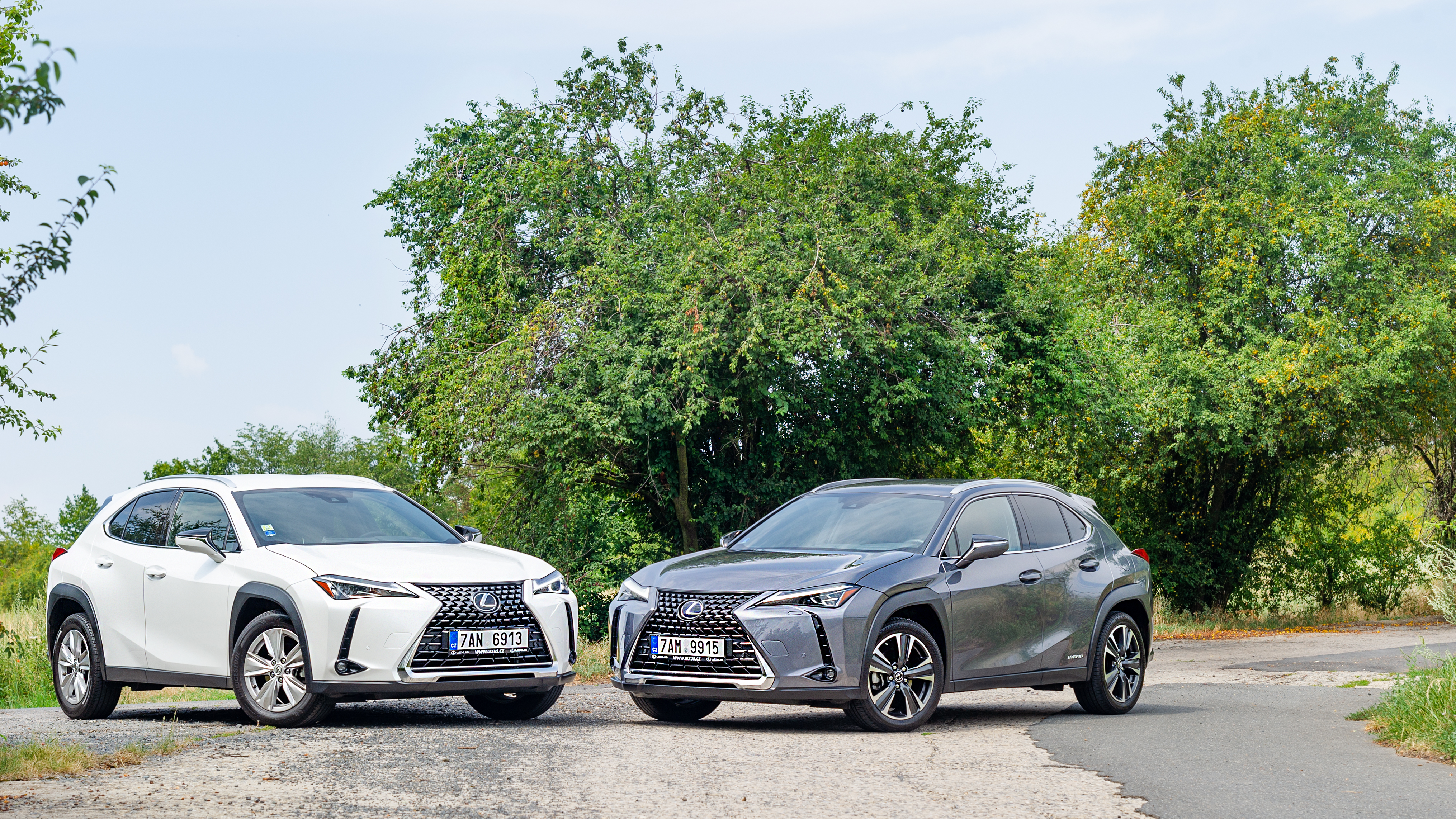 Lexus Ux 0 A 250h Premiovy Crossover Dvakrat Jinak