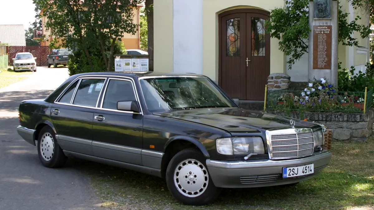 Mercedes Benz 560sel W126 V Kuzi Diktatora Garaz Cz