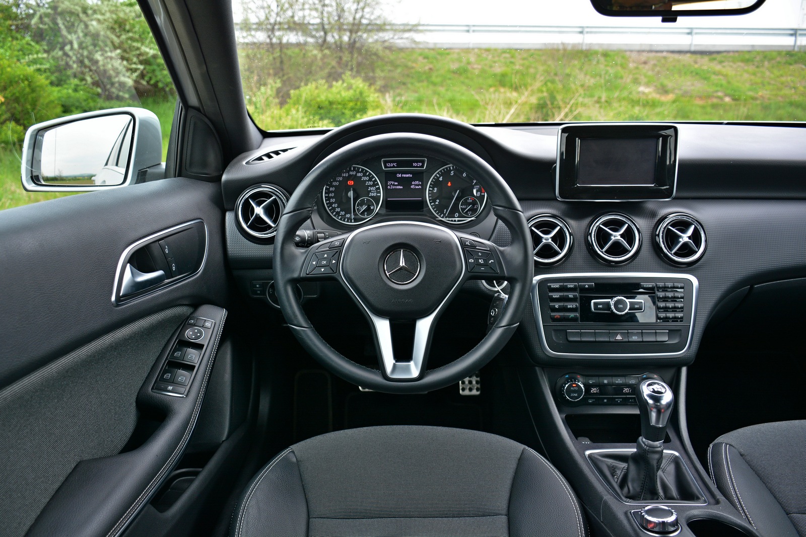 Mercedes Benz Tridy A Spolehlivy Ale Neprakticky