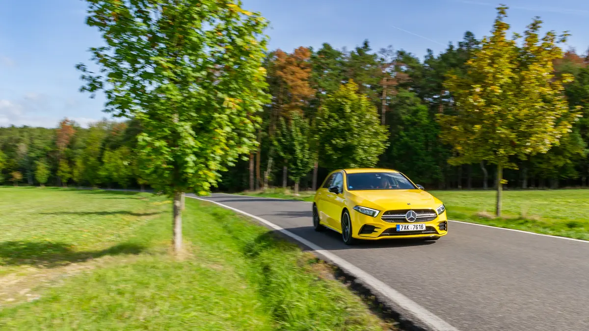 Test Mercedes Amg A 35 Sice Ne Vrcholna Ale Porad Velka Bestie Test Mercedes Amg A 35 Sice Ne Vrcholna Ale Porad Velka Bestie