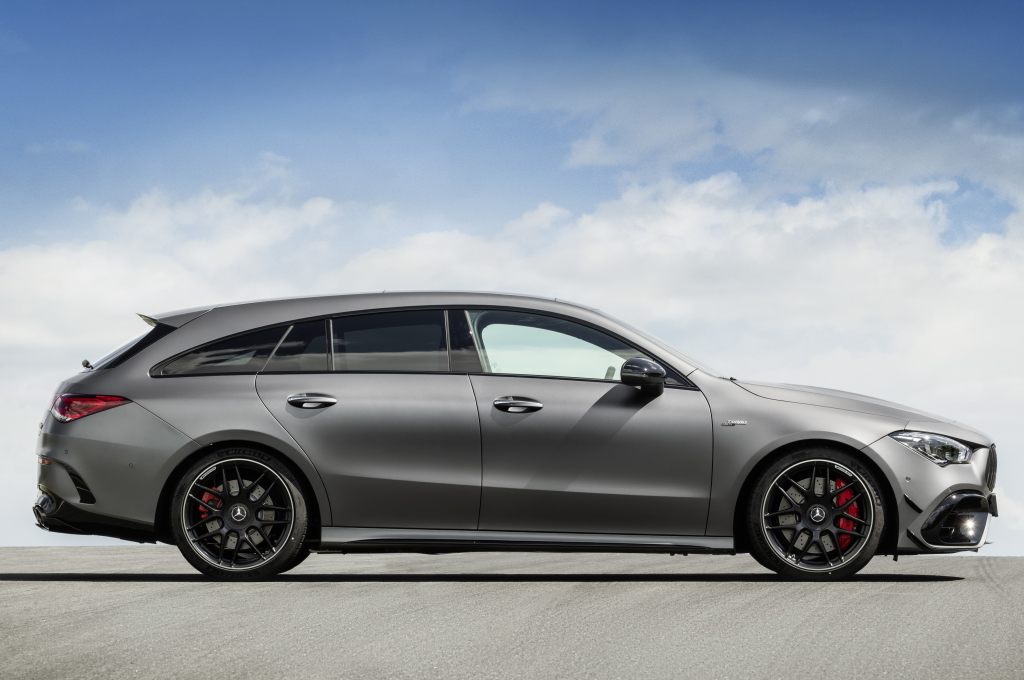 Mercedes Amg Cla 45 Shooting Brake Na Stovku Za Rovne 4 Sekundy Mercedes Amg Cla 45 Shooting Brake Na Stovku Za Rovne 4 Sekundy