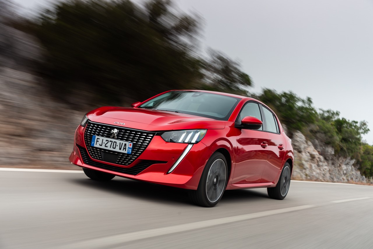 Peugeot 8 Gt Line Jeden Z Nejatraktivnejsich Prcku Na Trhu