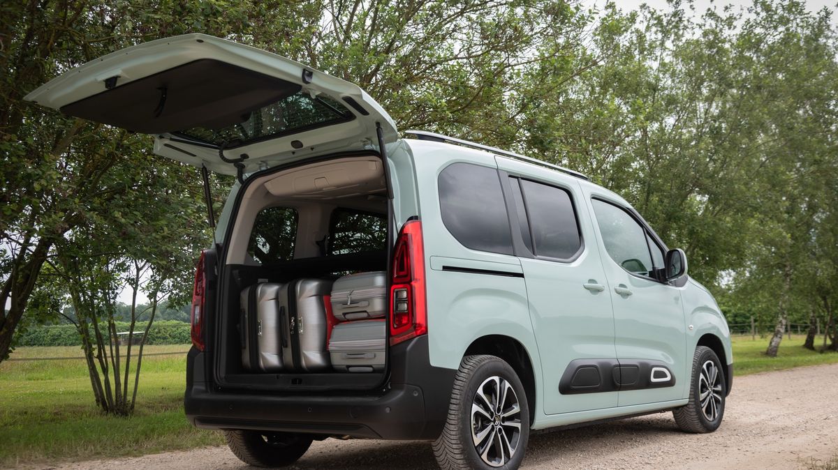 Auto, které Češi milovali, je zpět! Oblíbené Berlingo se vrací se spalovákem. Rodinné MPV si znovu koupíte díky fintě