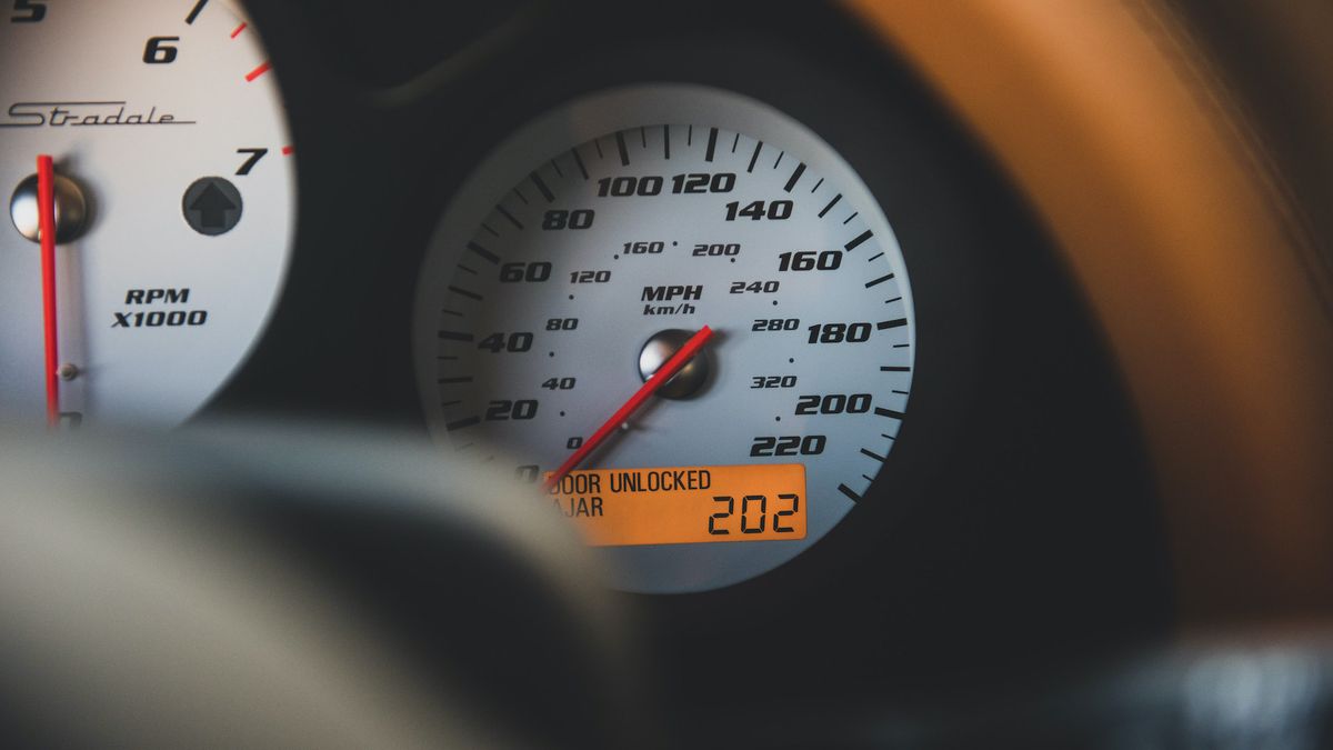 Že jsou stočené ojetiny minulostí? Kdepak, statistika je alarmující. Rekordmankou je Fabia stočená o 760 000 km