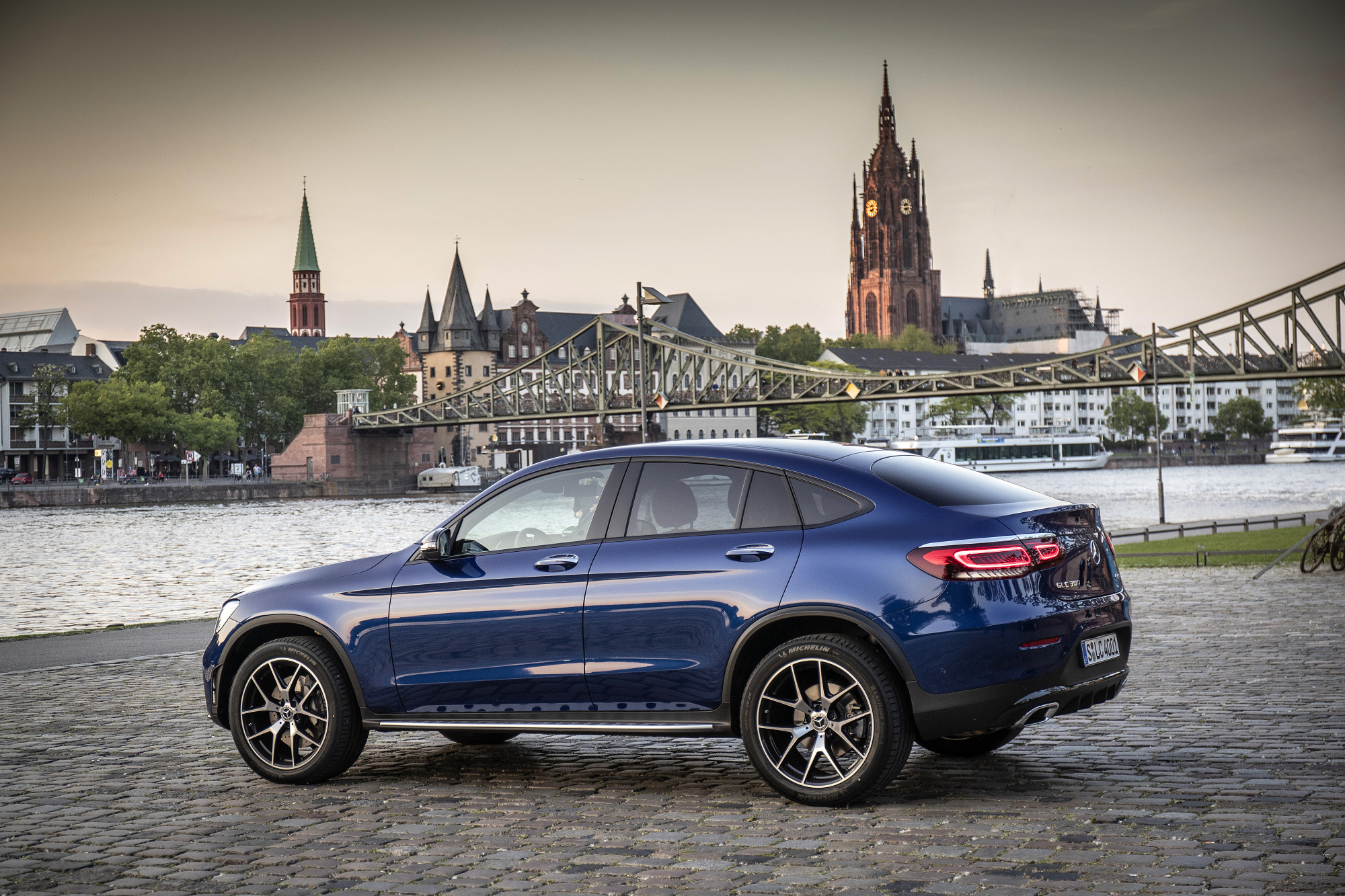 Mercedes Benz Glc Je Po Faceliftu Stejny Ale Jeste Lepsi