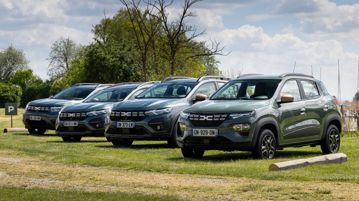 Českým venkovem milovanou Dacii čekají velké změny. Značka má plán, jak zlákat mnoho nových zákazníků