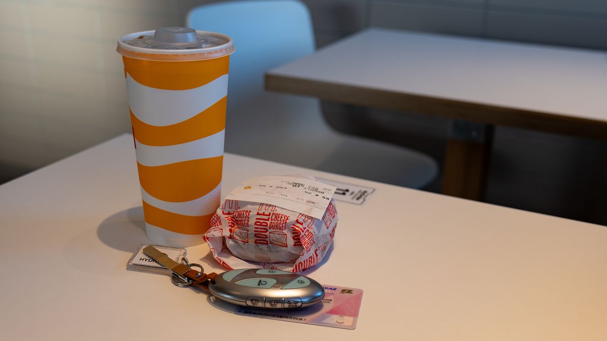 Jev zvaný gastrodemence ohrožuje řidiče. Špatnými stravovacími návyky se můžete projíst až k mikrospánku. A velký pozor na kávu!