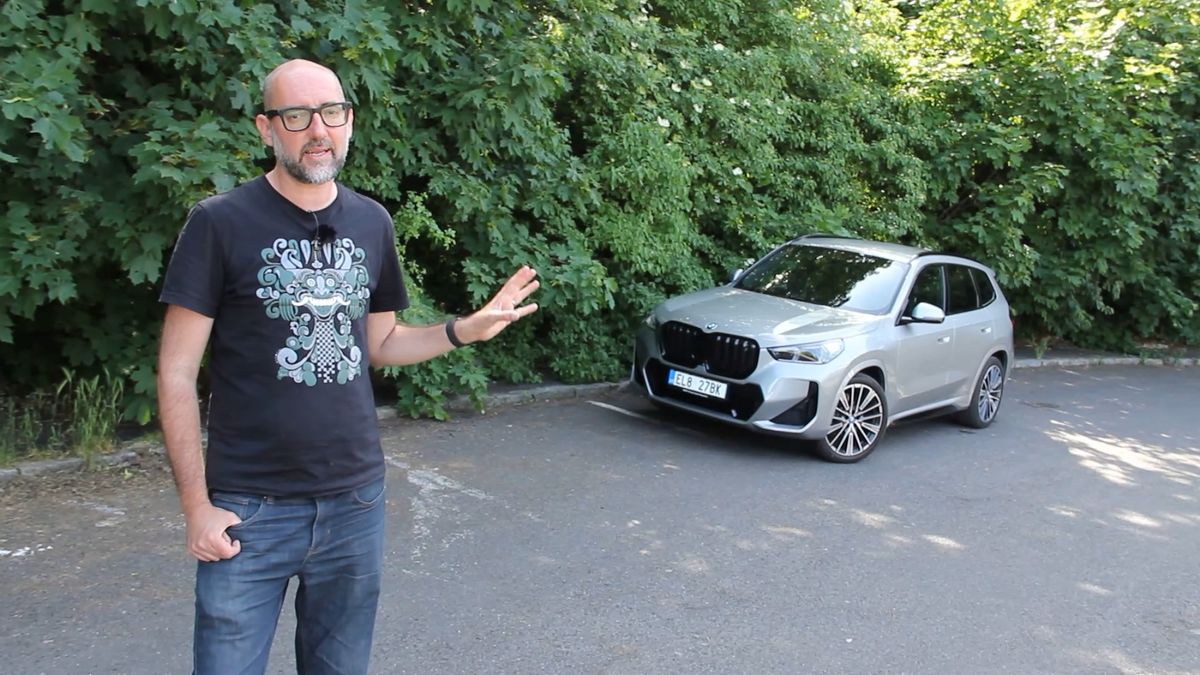 Nejdostupnější elektromobil od BMW jménem iX1 udiví výkonem přes 300 koní a hladkou jízdou