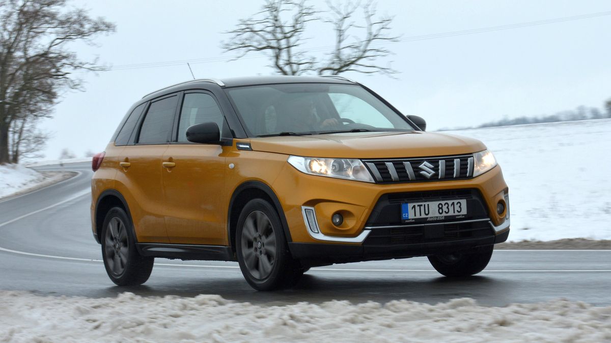 Test ojetiny: Suzuki Vitara je asi nejlepší malé SUV, s motorem 1.4 Boosterjet navíc jede parádně. A pořád je spolehlivá!