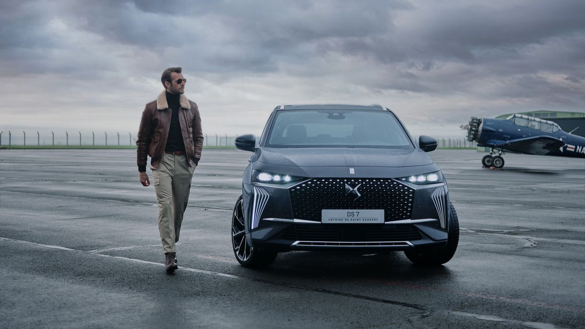 Malý princ od Exupéryho pronikl do světa automobilů. Ujala se jej značka, s níž jezdí i Lucie Borhyová