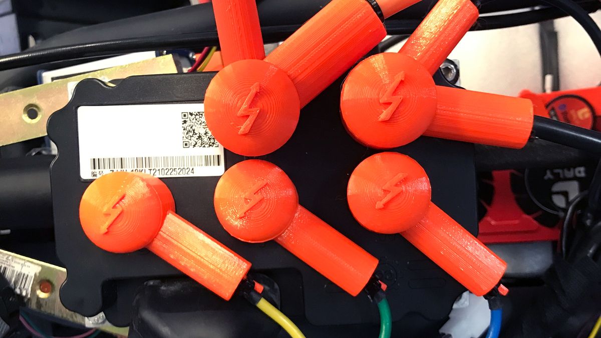 V Česku vzniká unikátní elektrická motorka do města. Má být jediná svého druhu na světě, mimo jiné i díky manuální převodovce