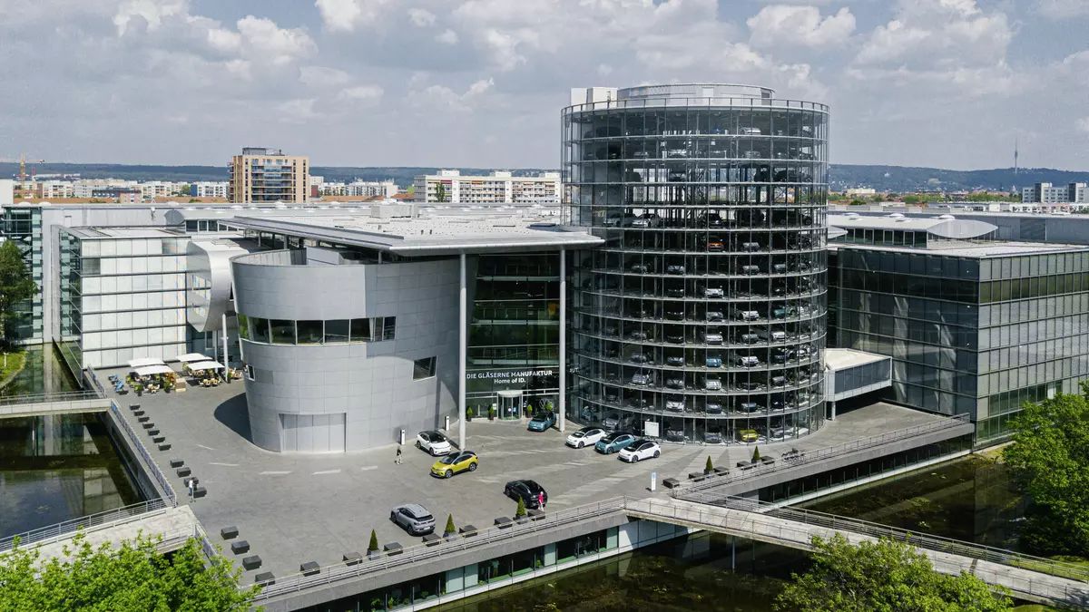 Šéf koncernu Volkswagen hájil úsporné plány, zaměstnance vyzval ke kompromisu