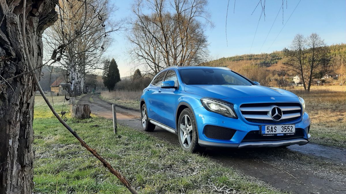 Mercedes-Benz GLA 250 udělá parádu i jako ojetina, prvotřídní kvalitu ale rozhodně nečekejte