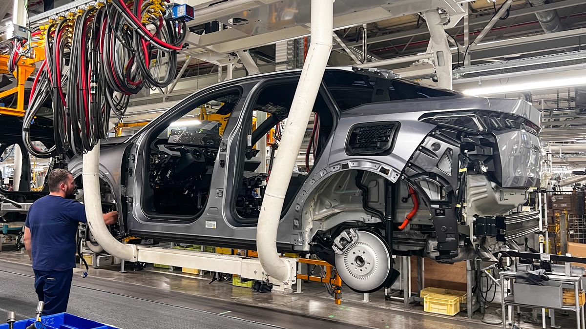 Evropský trh aut prožívá svou éru malátnosti, celé to připomíná krizi amerických automobilek ze 70. let. Dopadneme jako Detroit?