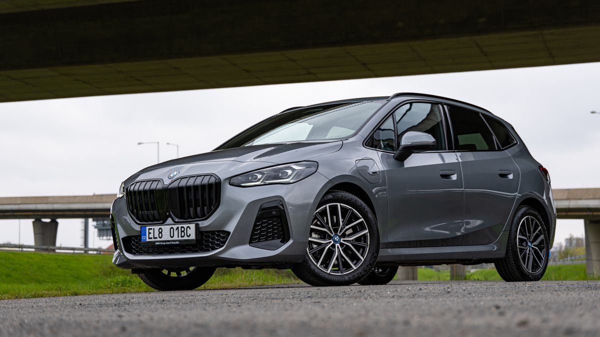 S rodinou potichu a v pohodlí: K BMW Active Tourer se plug-in hybridní pohon hodí, využijí ho však jen někteří