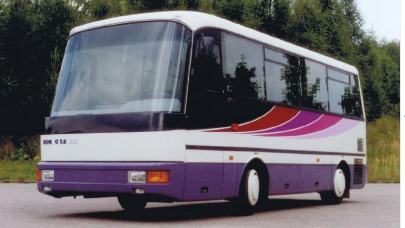 Český autobus, to není jen Karosa. SOR našel díru na trhu a busy staví už 33 let. Díky Karose vlastně ale tak trochu vznikl
