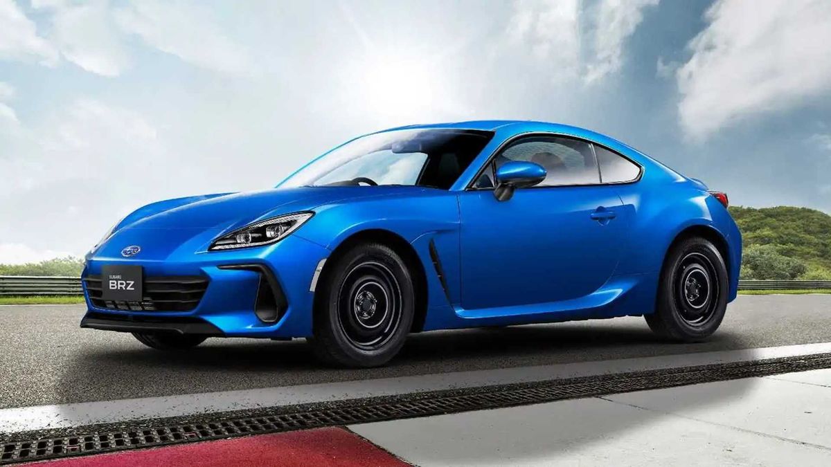 Náš nový sporťák je hlučný a nepohodlný, varuje Subaru. Oholená limitka na plecháčích jde přesto na dračku