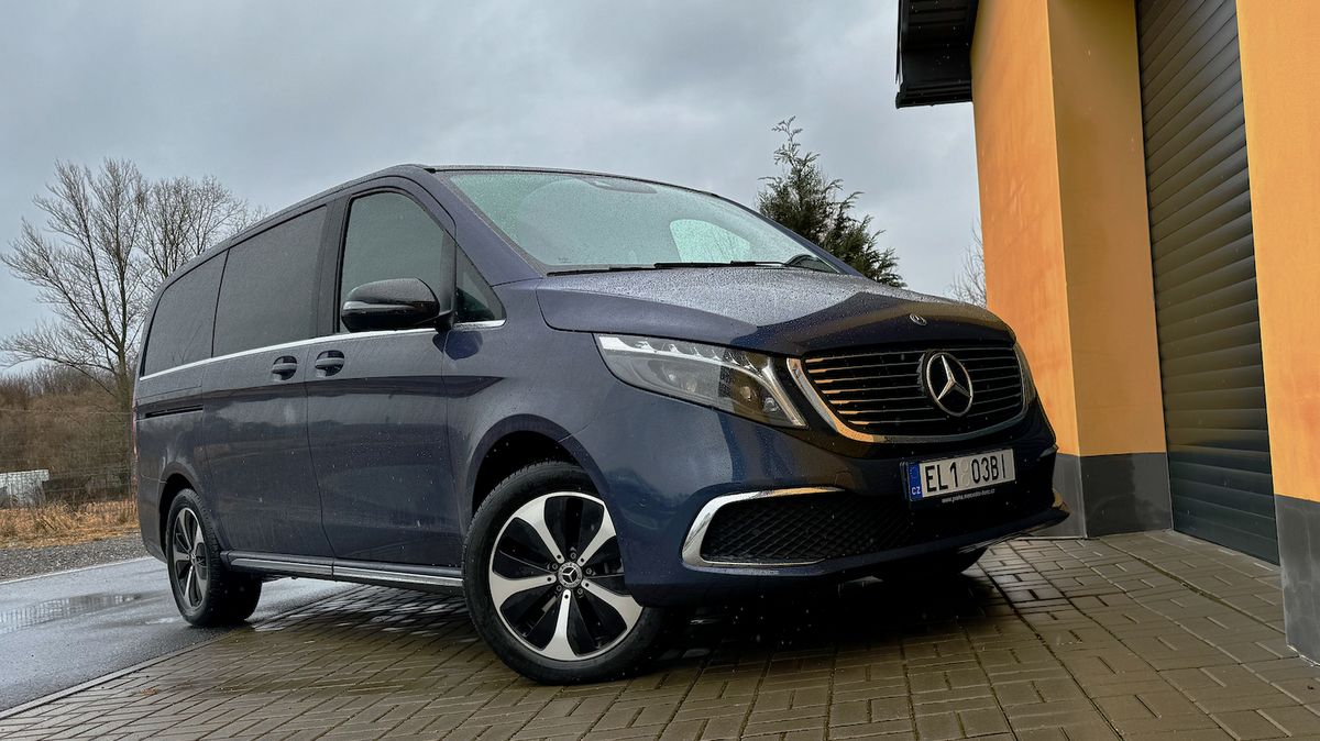 Elektrickou dodávkou do Nizozemska a zpět: Bláznivý výlet ukázal, že baterky dohání diesely. Pomalu
