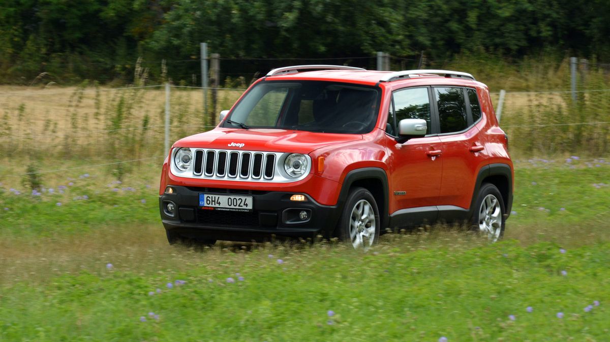 Test ojetiny: Jeep Renegade má své kouzlo a vůbec to vlastně není špatný nápad. Diesel ve čtyřkolce a s automatem za málo ovšem nejezdí