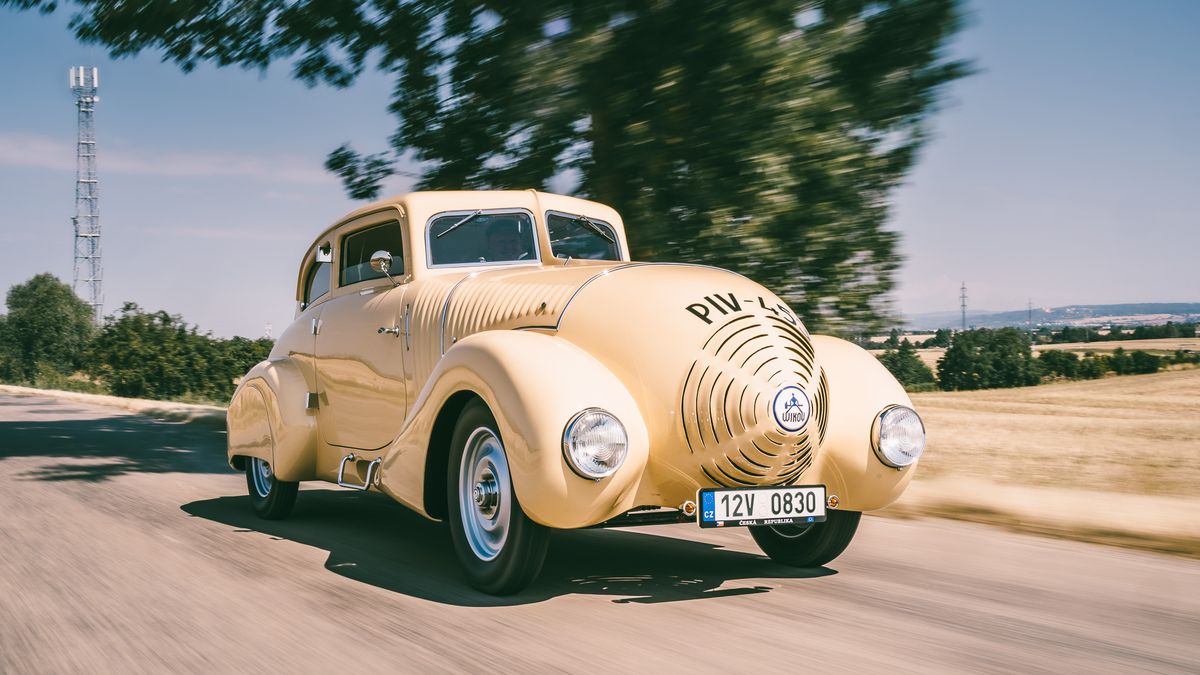 Wikov, Jawa, NSU… Rozklíčujete významy zkratek, které představují automobilky nebo jejich značky?