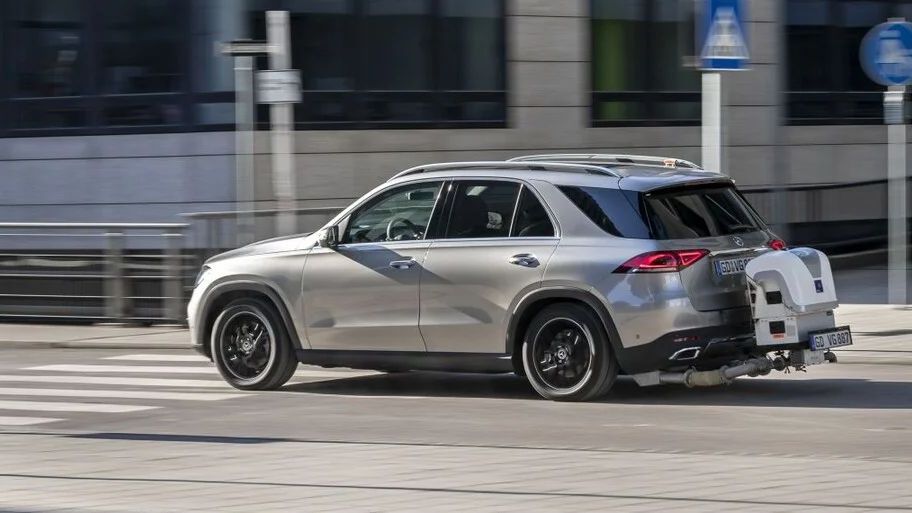 Kupka chce v EU prosadit revizi zákazu spalovacích motorů již příští rok. Jde o udržení konkurenceschopnosti evropského automobilového průmyslu