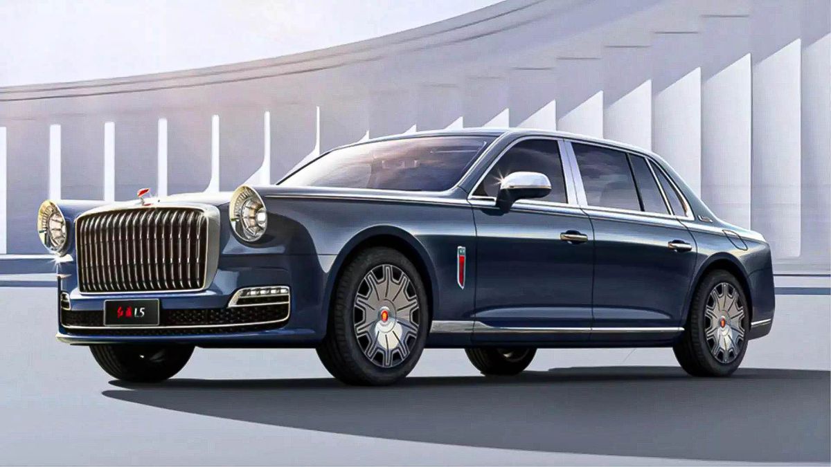 Čínský Rolls-Royce je po modernizaci. Hongqi L5 ale pořád vypadá jako luxusní Trabant
