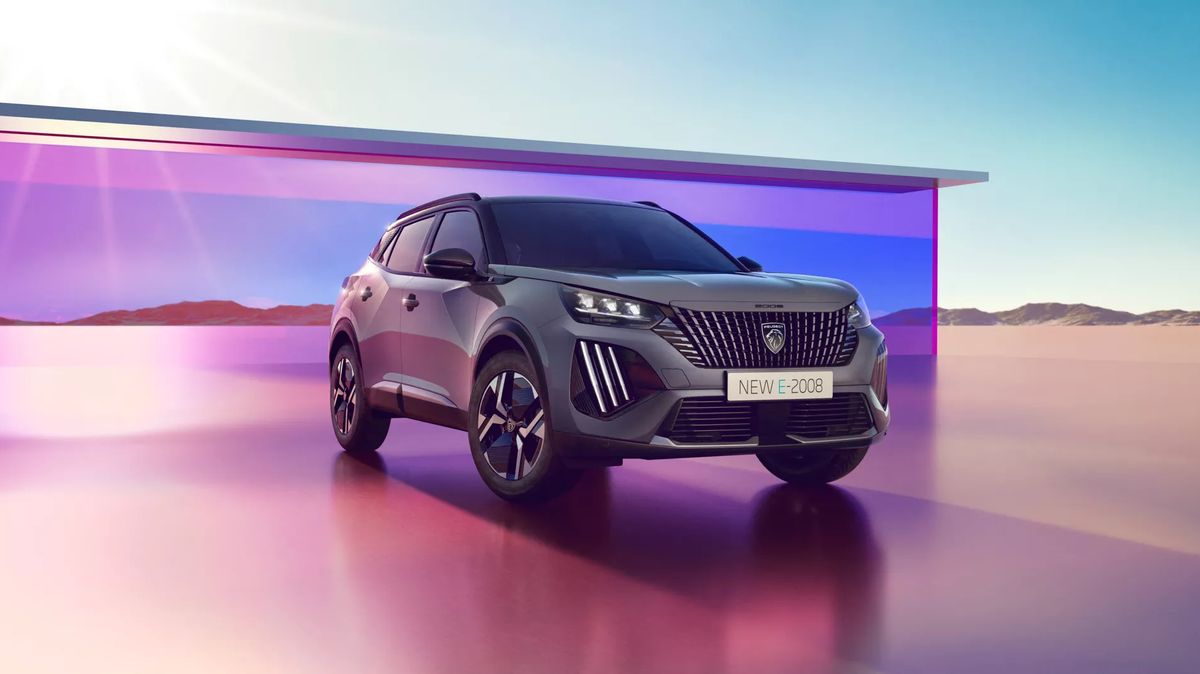 Peugeot 2008 po faceliftu: Lev z Francie vytasil drápy, posílil elektropohon a notně zkrásněl