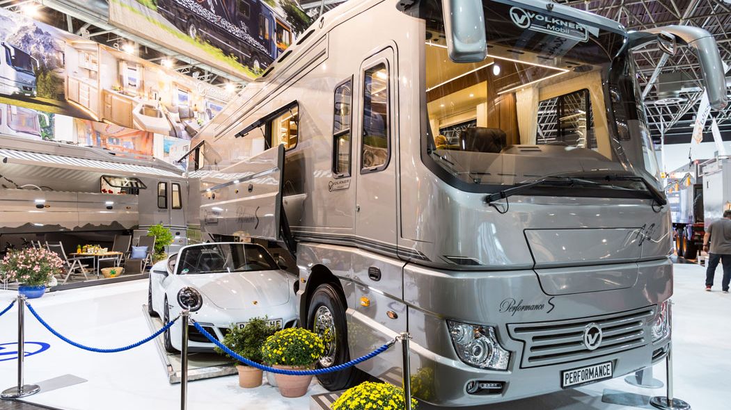 Svátek pro milovníky karavanů, obytných vozů a cestování. V Praze probíhá akce For Caravan 2023