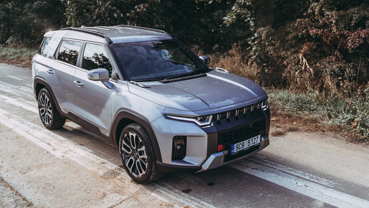 SsangYong v Česku sází jednu slevu za druhou. Přímý soupeř Kodiaqu teď stojí jako o třídu menší auta