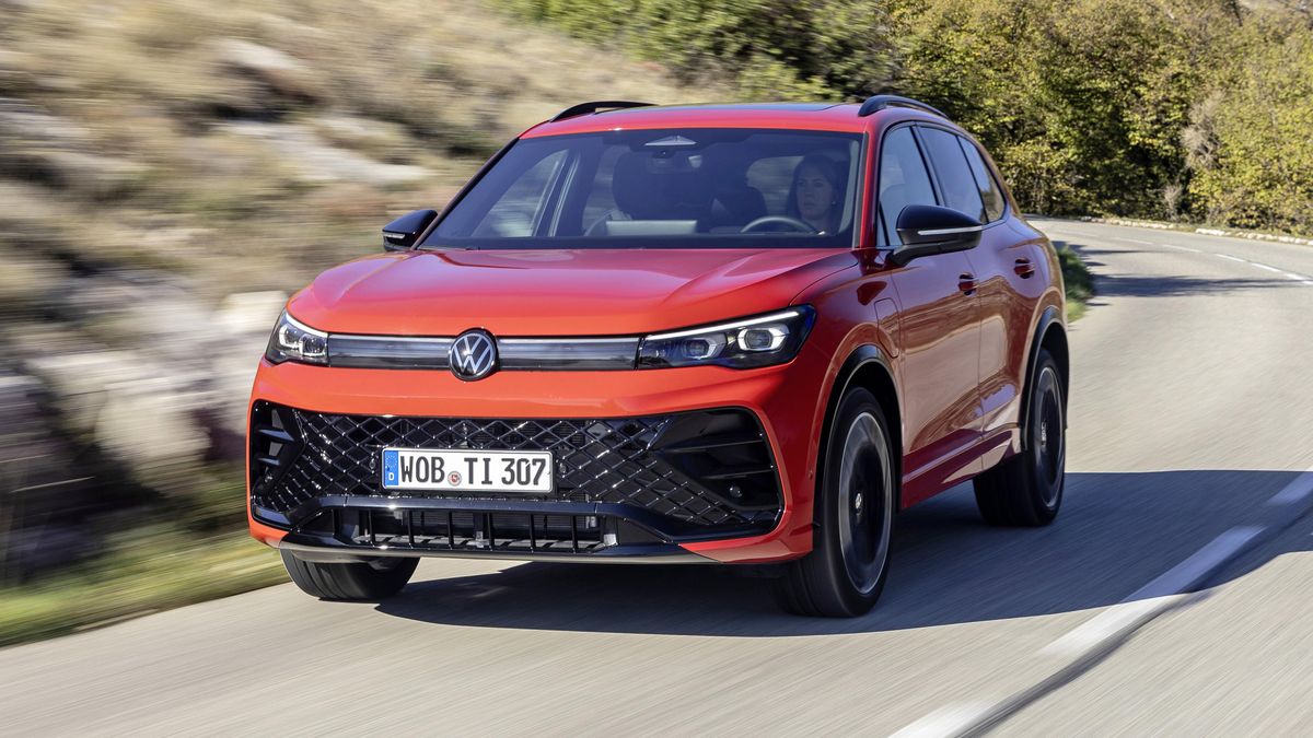 Poprvé za volantem nového VW Tiguan: Takové motory mohou jiní závidět! I pro digitální éru zůstává normálním autem