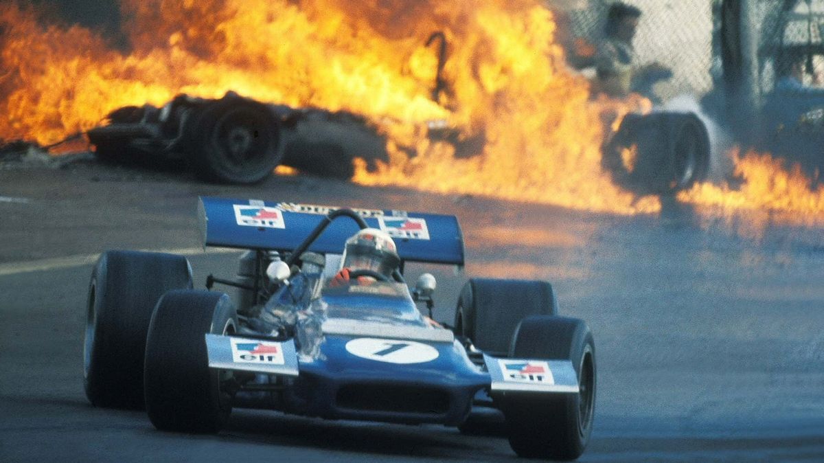 „Létající Skot“ Jackie Stewart si vyzávodil tři mistrovské tituly a bojoval i za bezpečnost F1. Podívejte se na skvělý dokument