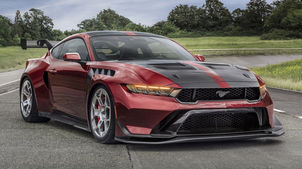 Nejbrutálnější Mustang všech dob má přes 800 koní a slavný Nürburgring obkrouží rychleji než supersporty