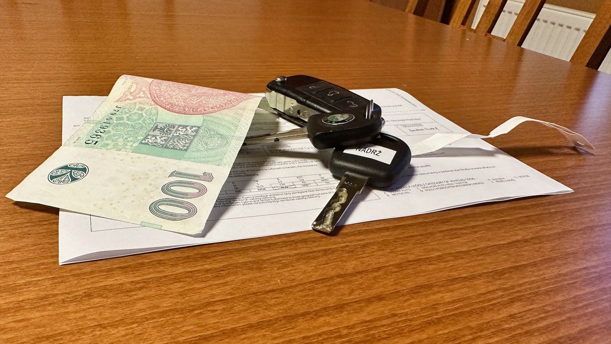 Povinné ručení čeká digitální revoluce! Loučíme se se zelenou kartou, hrozí však zdražení