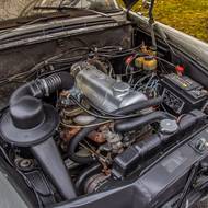 Mercedes-Benz 200 W110