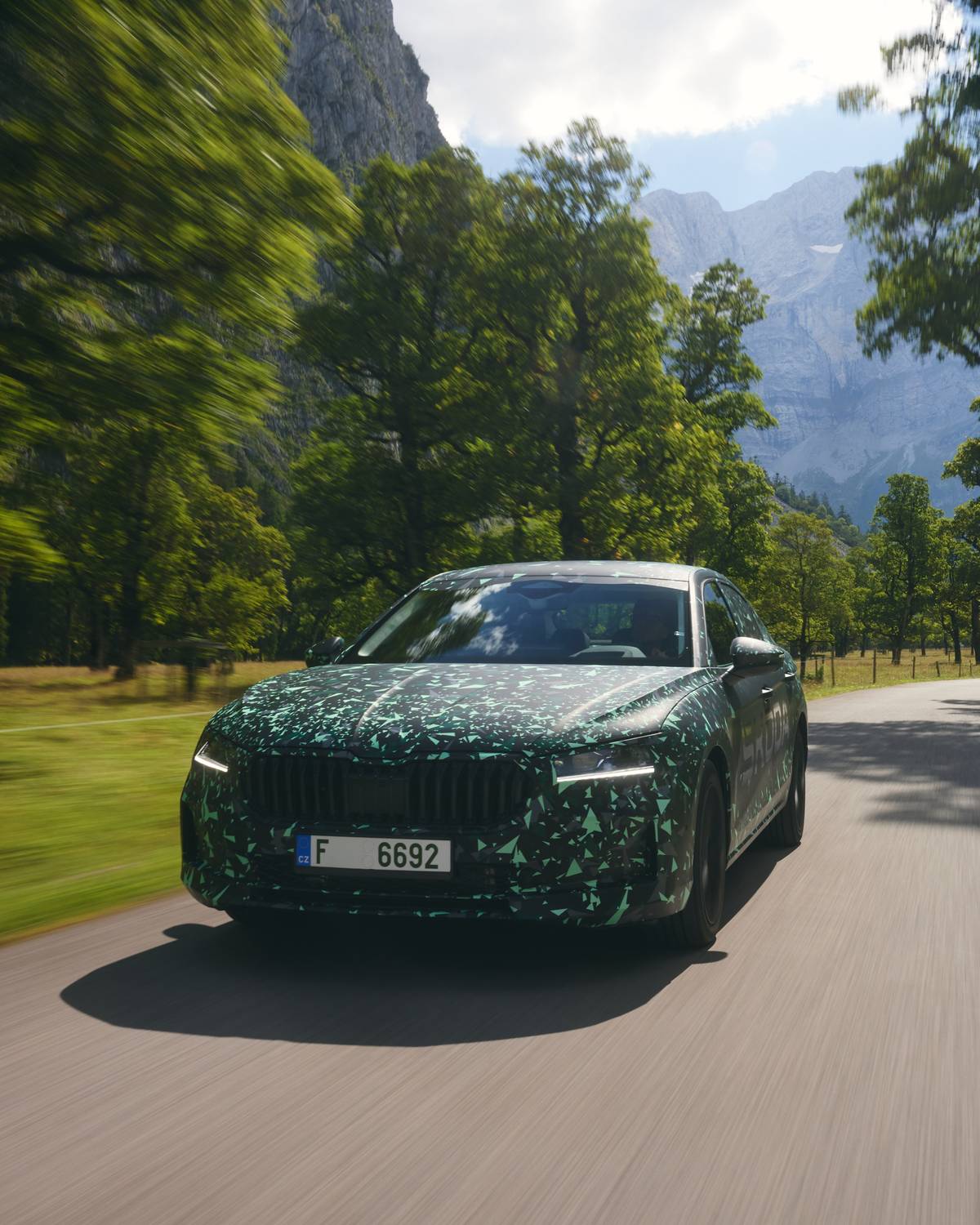 Škoda Superb liftback čtvrté generace