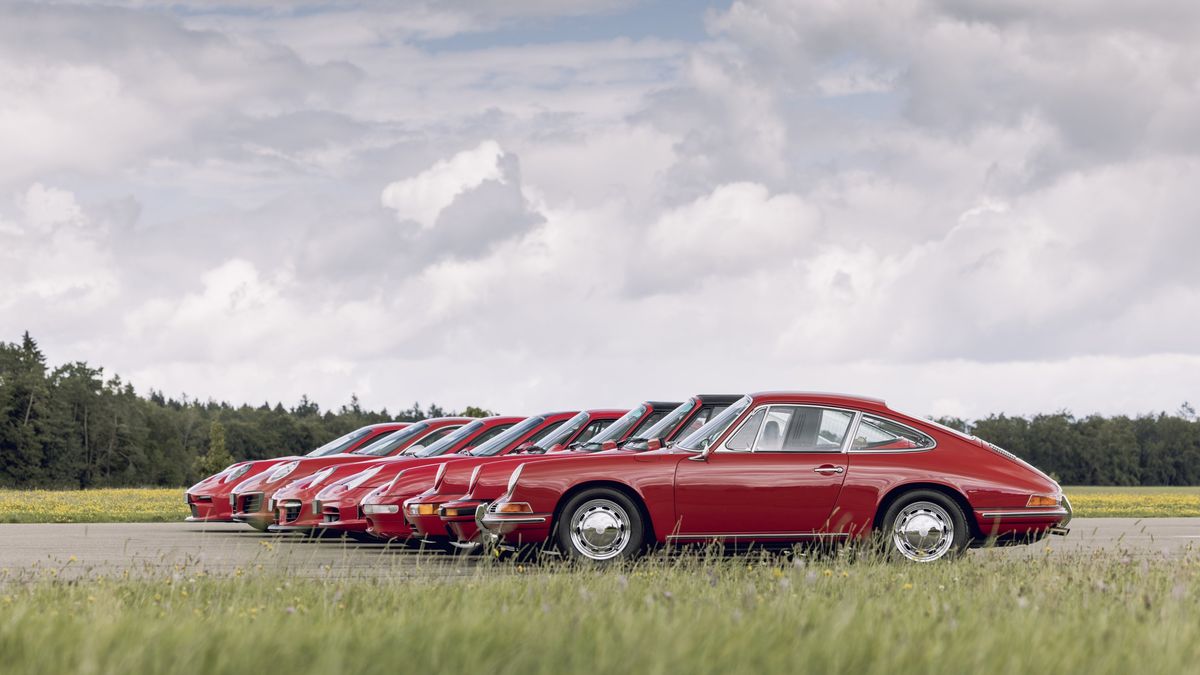 Nejlepší auto všech dob slaví šedesátku. Porsche 911 se poprvé představilo v roce 1963, zpočátku se jmenovalo jinak