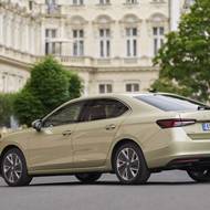 Škoda Superb liftback