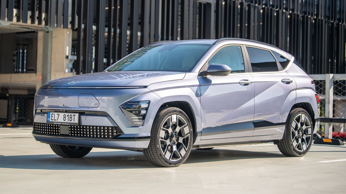 Elektromobil za pár šupů? Hyundai dá ke státní dotaci slevu dalších 300 tisíc, cenu srazil na historické minimum