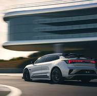 Zeekr 001 FR a Kimi Räikkönen.