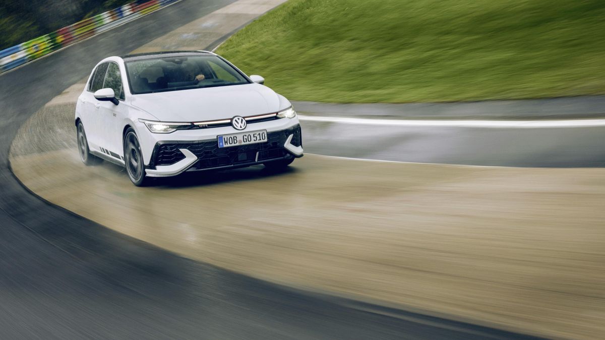 Nejzábavnější verze Volkswagenu Golf mají po modernizaci české ceny. A k mání je také jedna černá specialitka