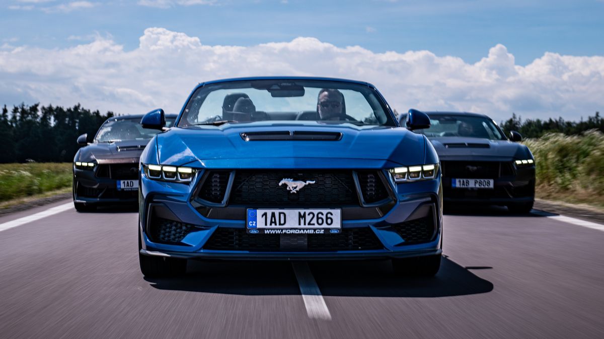 Krocení divokých koní: Nový Ford Mustang cválá hodně rychle, ale už se nesnaží vyhodit vás ze sedla
