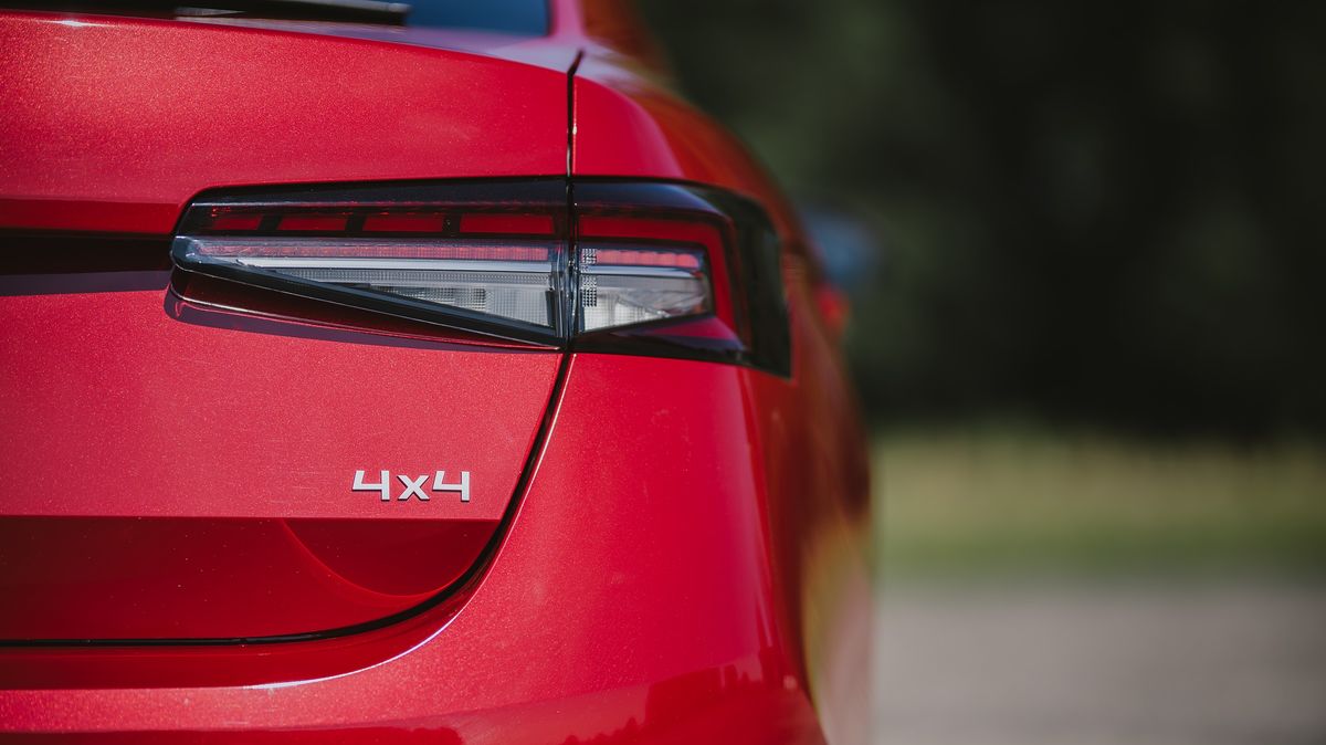 Pohon všech kol jako zbytečnost? Je to jeden z nejpřeceňovanějších pomocníků, negativa 4 × 4 převládají