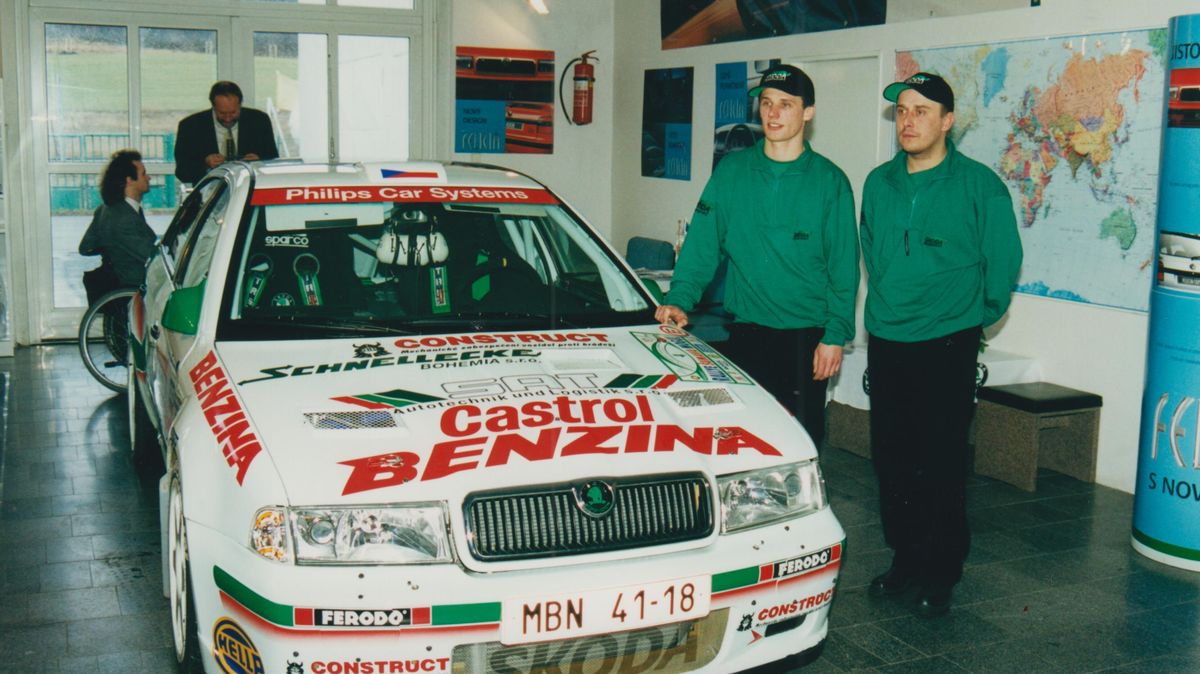 Roman Kresta, česká rallyová legenda, slaví narozeniny a výročí startu s Octavií WRC