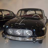 Tatra 603 první generace, nyní vystavená v Technickém muzeu Tatra v Kopřivnici
