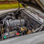 Mercedes-Benz 200 W110