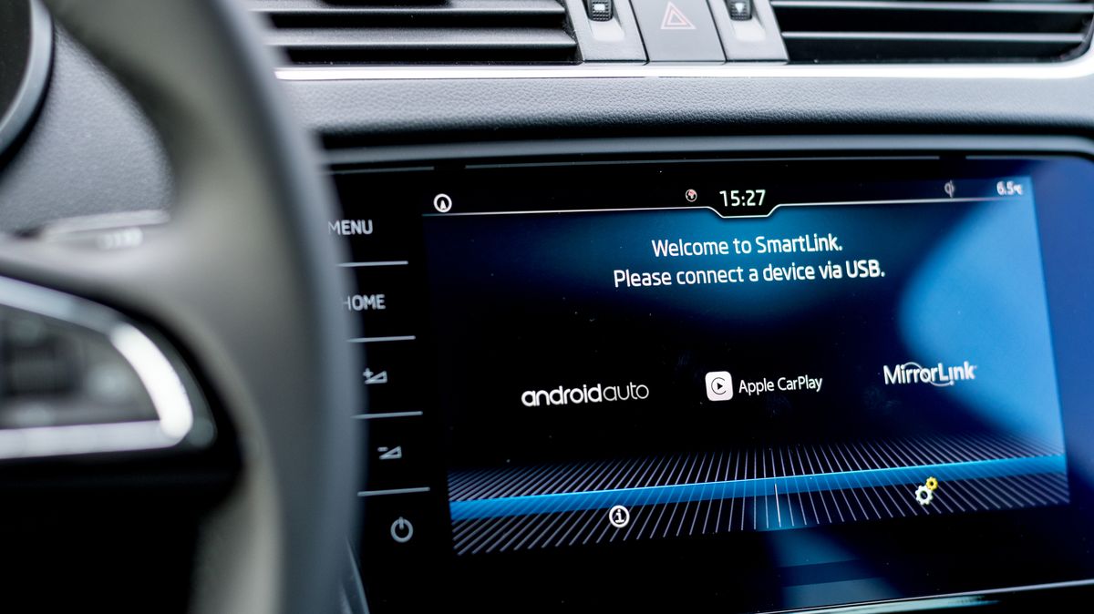 Mobilní konektivita: Jak funguje Android Auto a Apple CarPlay