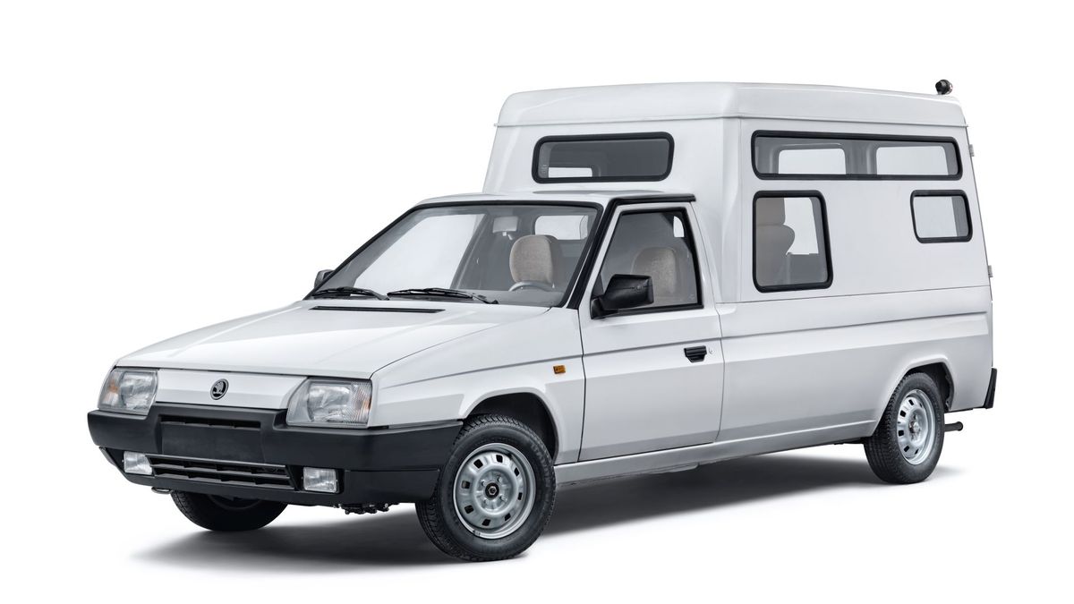Škoda Favorit jako neznámý pracant. Vzniklo několik užitkových prototypů, realizoval se jediný
