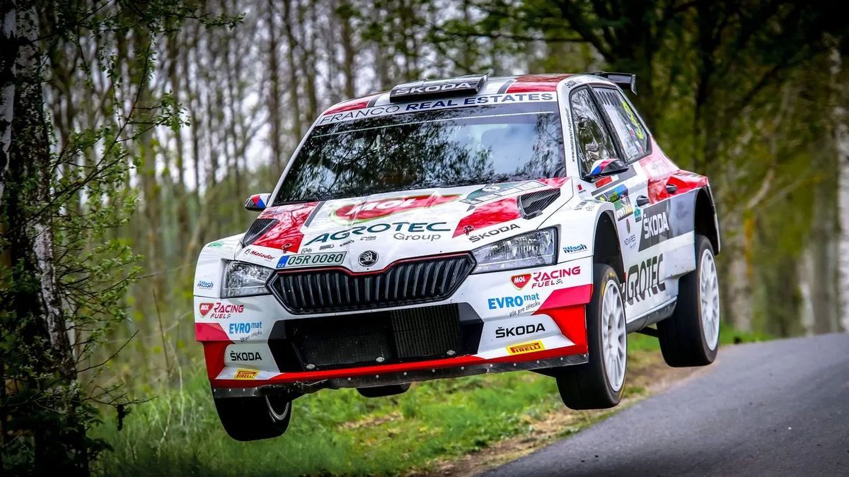 Začíná Mistrovství České republiky v rally. Kdy a kde se pojede a komu můžeme fandit
